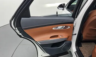 Genesis GV70 2023, 41492 км, за 28357.62 USD - фото 25