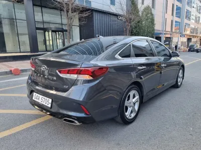 Hyundai Sonata 2018, 42743 км, за 9452.54 USD