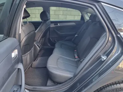 Hyundai Sonata 2018, 42743 км, за 9381.11 USD - фото 11