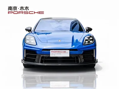 Porsche Panamera 2024, 27000 км, за 110212.22 USD