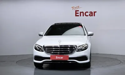 Mercedes-Benz E-Class 2019, 83461 км, за 17773.37 USD