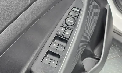 Hyundai Tucson 2016, 167557 км, за 5579.62 USD - фото 20