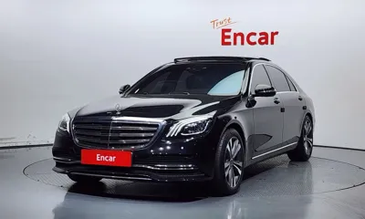 Mercedes-Benz S-Class · 2018 год