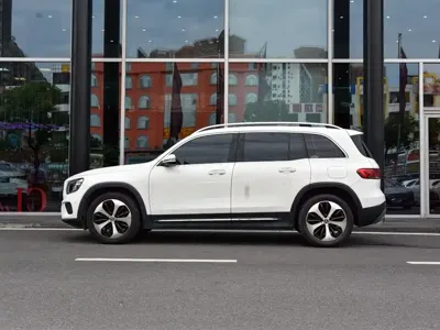 Mercedes-Benz GLB 2021, 39800 км, за 17627.67 USD