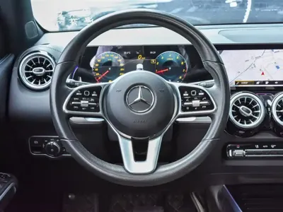 Mercedes-Benz GLB 2021, 39800 км, за 17627.67 USD - фото 6