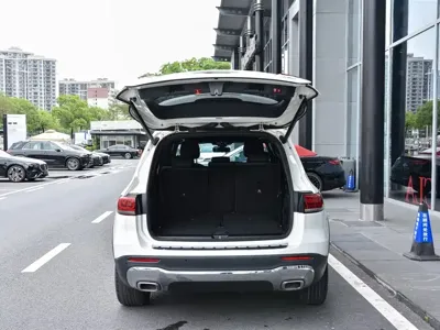 Mercedes-Benz GLB 2021, 39800 км, за 17627.67 USD - фото 12