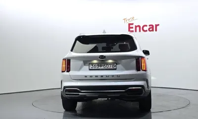 Kia Sorento 2021, 56120 км, за 16093 USD
