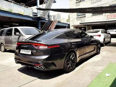 Kia Stinger 2021, 92714 км, за 12406.46 USD