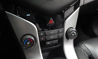 ChevroletGMDaewoo Cruze 2015, 131350 км, за 2560.06 USD - фото 17