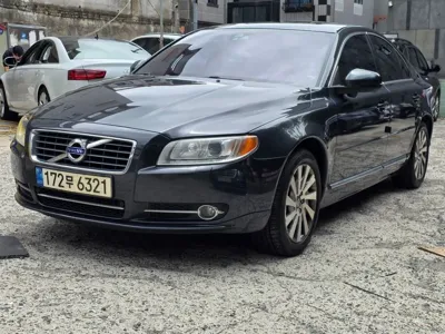 Volvo S80 · 2012 год