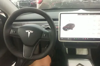 Tesla Model Y 2022, 61700 км, за 28029 USD - фото 12
