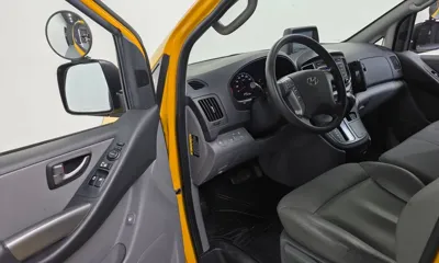 Hyundai Starex 2019, 59158 км, за 10744.28 USD - фото 11