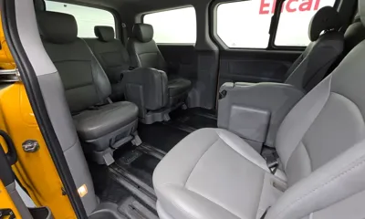 Hyundai Starex 2019, 59158 км, за 10744.28 USD - фото 18