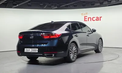 Kia K7 2018, 95419 км, за 7337.39 USD