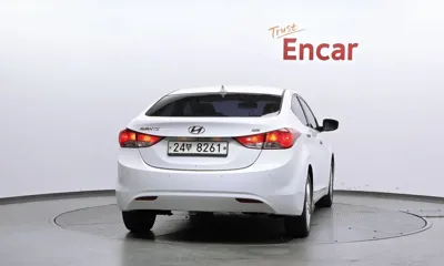 Hyundai Avante 2014, 188663 км, за 2578 USD