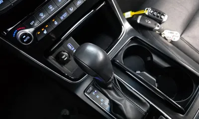 Hyundai Grandeur 2018, 92156 км, за 10749.19 USD - фото 9