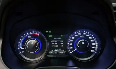 Hyundai Grandeur 2014, 219636 км, за 2920.9 USD - фото 8