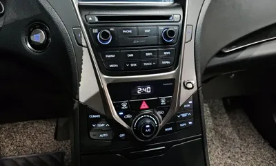 Hyundai Grandeur 2014, 219636 км, за 2920.9 USD - фото 19