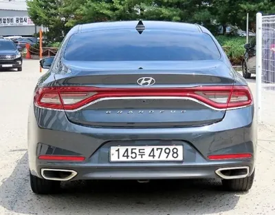 Hyundai Grandeur 2018, 133242 км, за 8074.04 USD