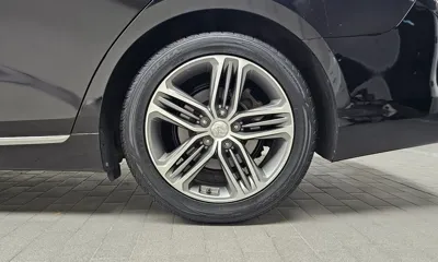 Hyundai Grandeur 2018, 62023 км, за 10699.75 USD - фото 21