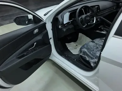 Hyundai Elantra 2025, 700 км, за 11889.12 USD - фото 7