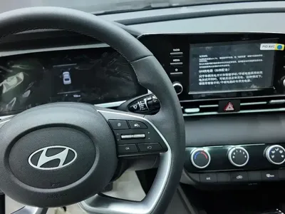 Hyundai Elantra 2025, 700 км, за 11889.12 USD - фото 9