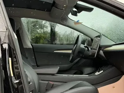 Tesla Model 3 2021, 45000 км, за 17062.27 USD - фото 11