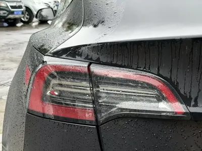 Tesla Model 3 2021, 45000 км, за 17062.27 USD - фото 14