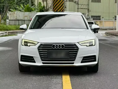 Audi A4L 2018, 115900 км, за 13025.08 USD