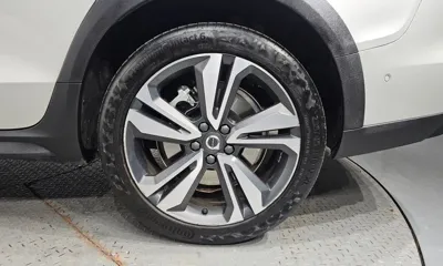 Volvo V60 2021, 24335 км, за 23841.04 USD