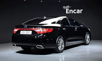 Hyundai Grandeur 2015, 87667 км, за 5120.13 USD