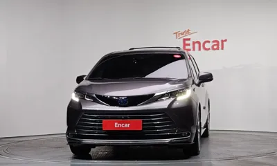 Toyota Sienna 2021, 68753 км, за 28404.36 USD