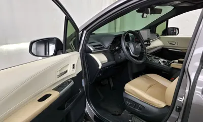 Toyota Sienna 2021, 68753 км, за 28404.36 USD - фото 10