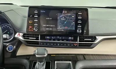 Toyota Sienna 2021, 68753 км, за 28404.36 USD - фото 14