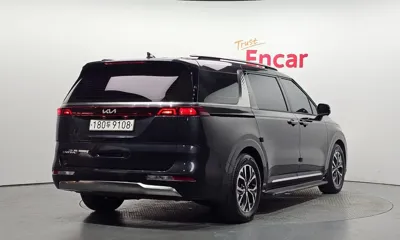Kia Canival 2023, 160135 км, за 14260.59 USD