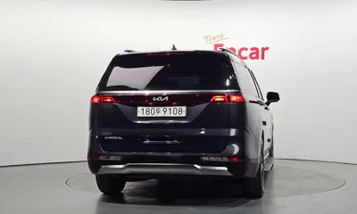 Kia Canival 2023, 160135 км, за 14260.59 USD