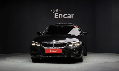 BMW 3-Series 2022, 98263 км, за 18169.8 USD