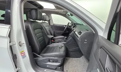 Volkswagen Tiguan 2023, 63259 км, за 40653.12 USD - фото 10