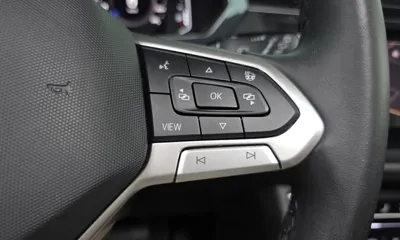 Volkswagen Tiguan 2023, 63259 км, за 40653.12 USD - фото 32