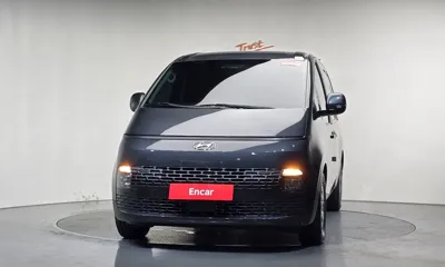 Hyundai Staria 2023, 70247 км, за 15960.92 USD