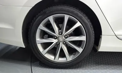 Hyundai Grandeur 2016, 130084 км, за 4726.27 USD