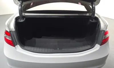 Hyundai Grandeur 2016, 130084 км, за 4726.27 USD - фото 27