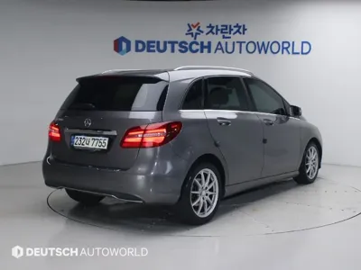 Mercedes-Benz B-Class 2017, 117182 км, за 6432.98 USD