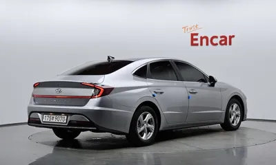 Hyundai Sonata 2022, 68281 км, за 8847.26 USD