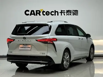 Toyota Sienna 2024, 33400 км, за 43836.62 USD