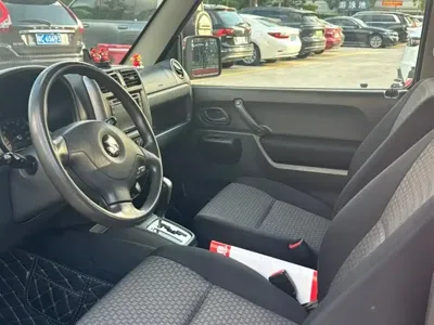 Suzuki Jimny 2010, 80000 км, за 6278.76 USD