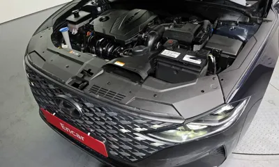 Hyundai Grandeur 2020, 127835 км, за 11826.89 USD - фото 6