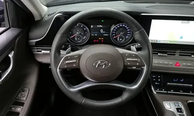 Hyundai Grandeur 2020, 127835 км, за 11826.89 USD - фото 17