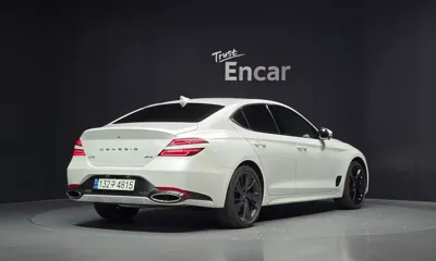 Genesis G70 2022, 96285 км, за 18136.9 USD