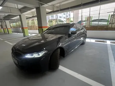 BMW 5-Series 2022, 45858 км, за 38110.77 USD